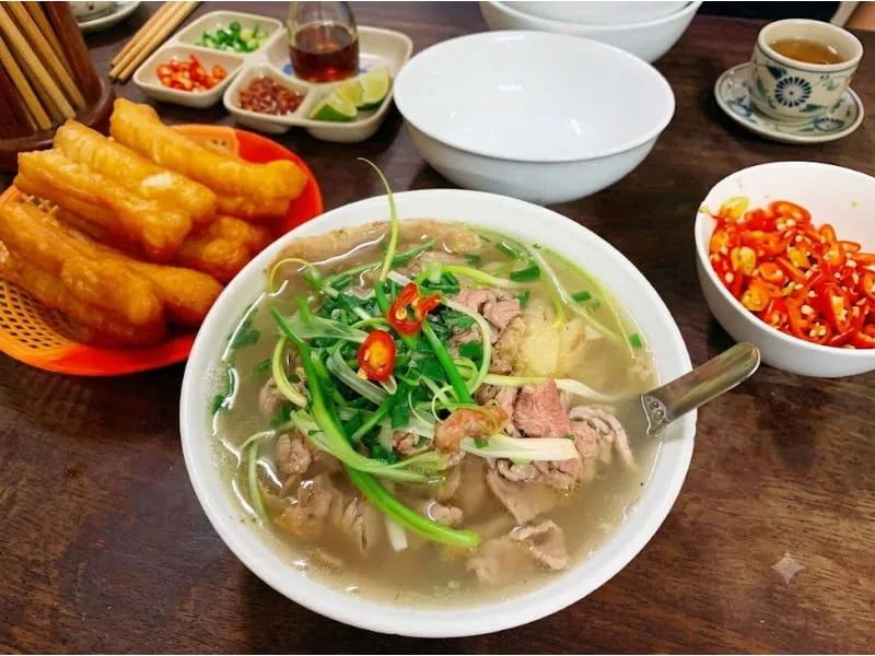1 bát phở bao nhiêu calo? 7 thông tin dinh dưỡng nên biết